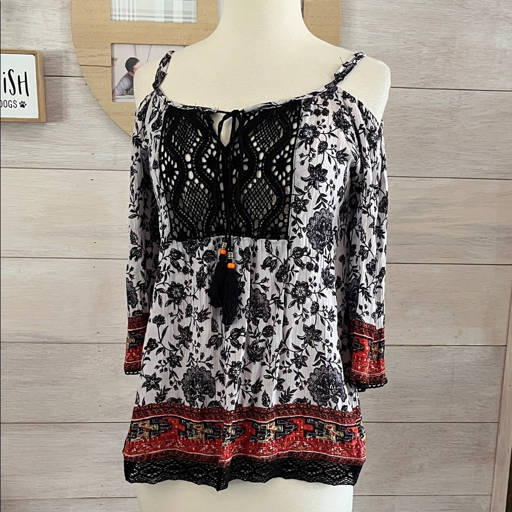 Angie Black & White Floral Cold-Shoulder Tunic with Red Border. M